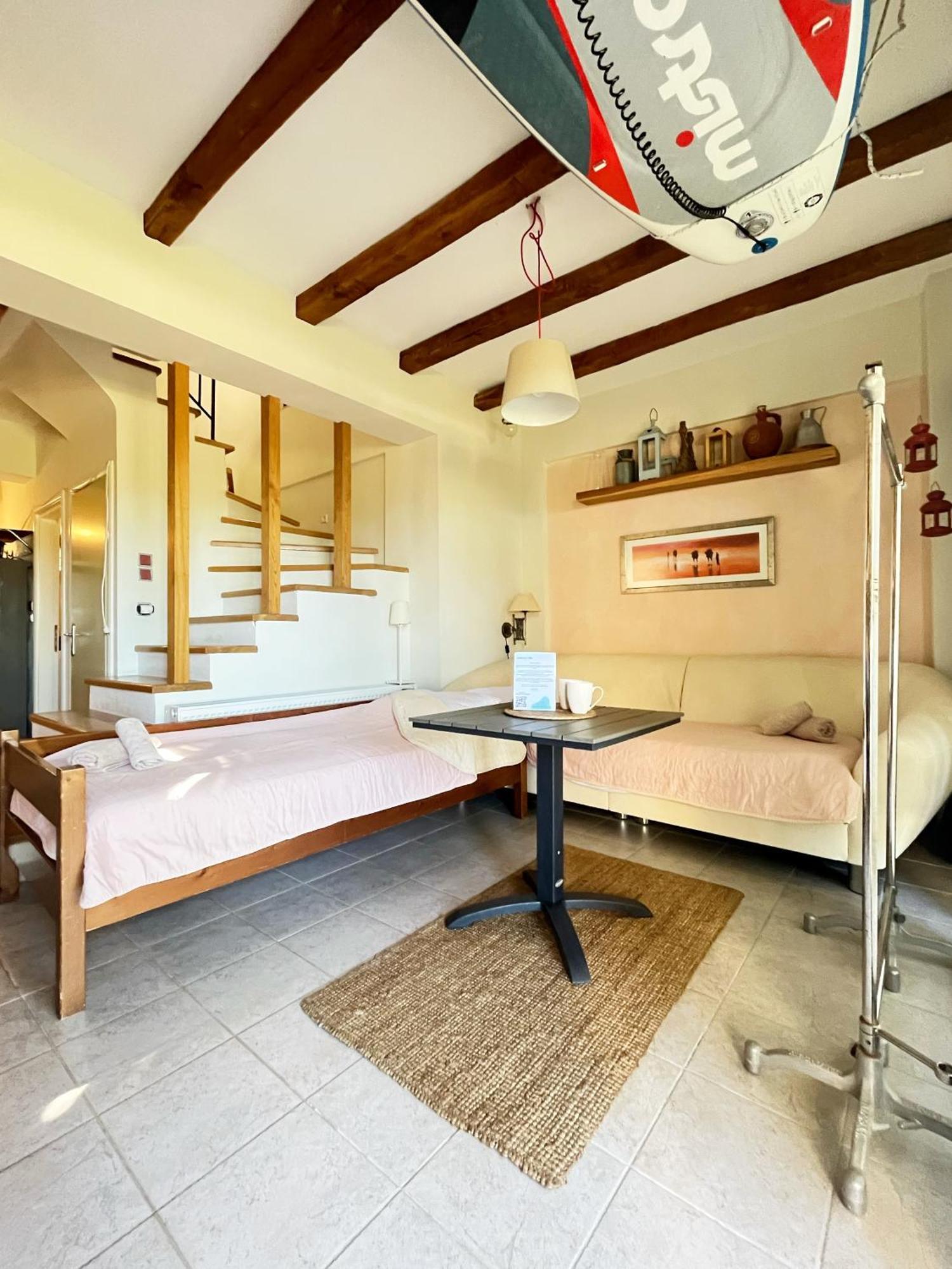 Mikael Pool Villa Paliúri Kültér fotó