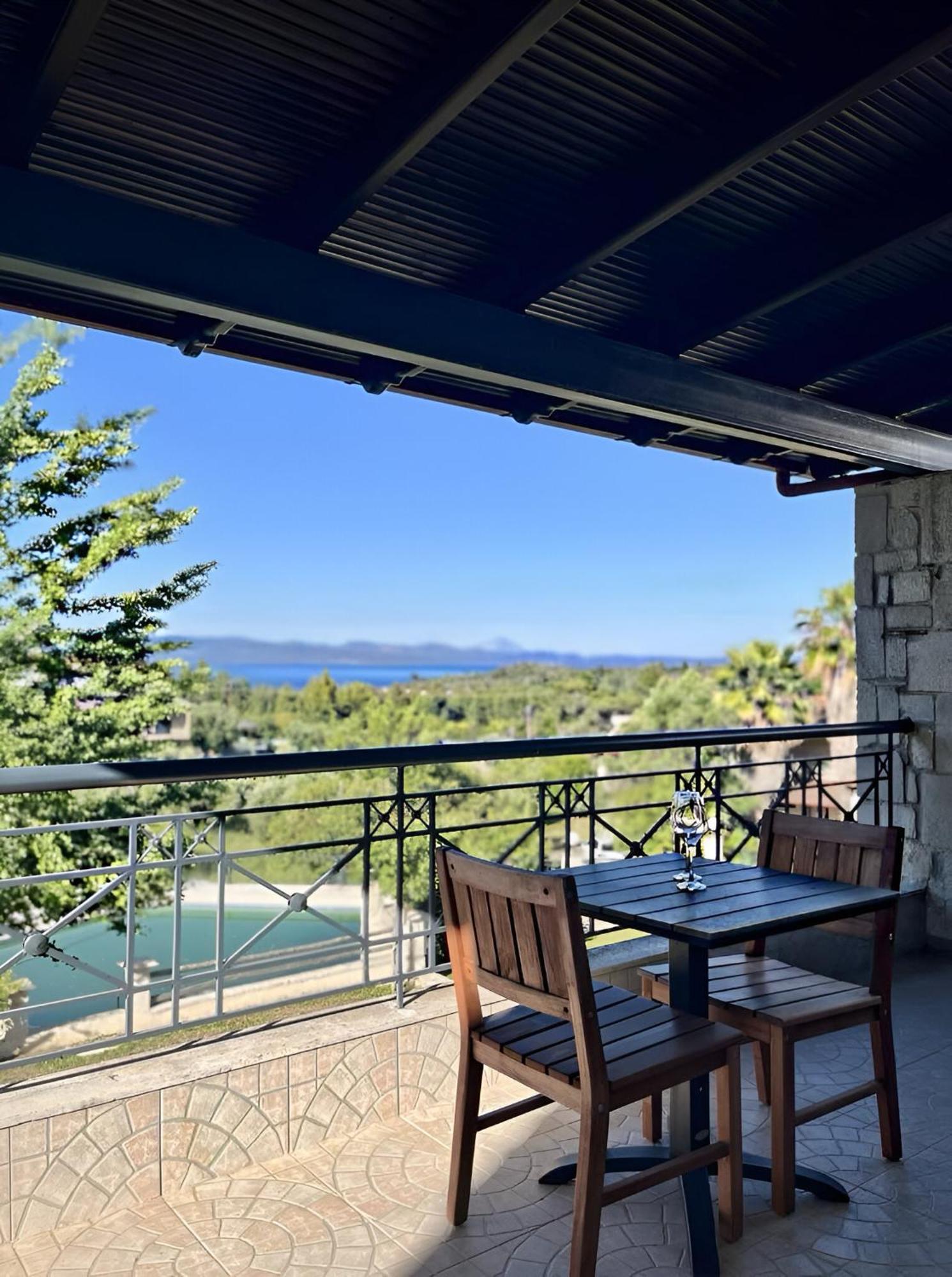 Mikael Pool Villa Paliúri Kültér fotó